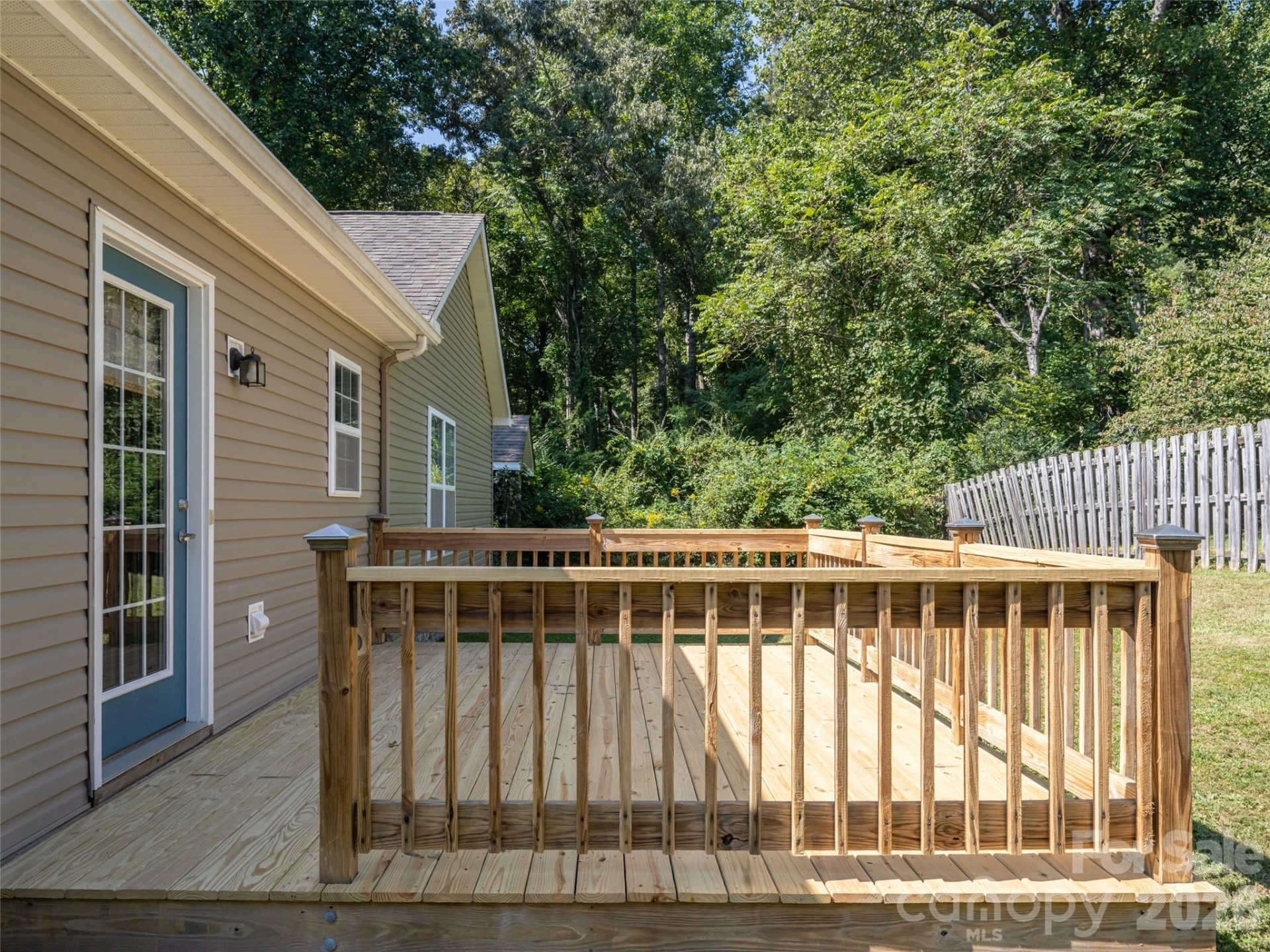 151 W Newberry Drive - Photo 23