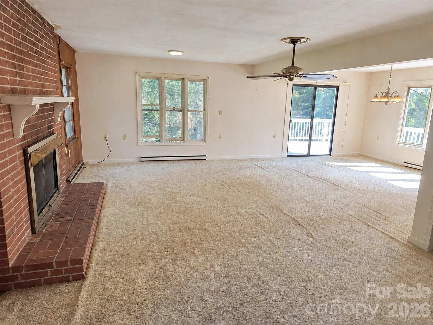 414 Heather Circle - Photo 4