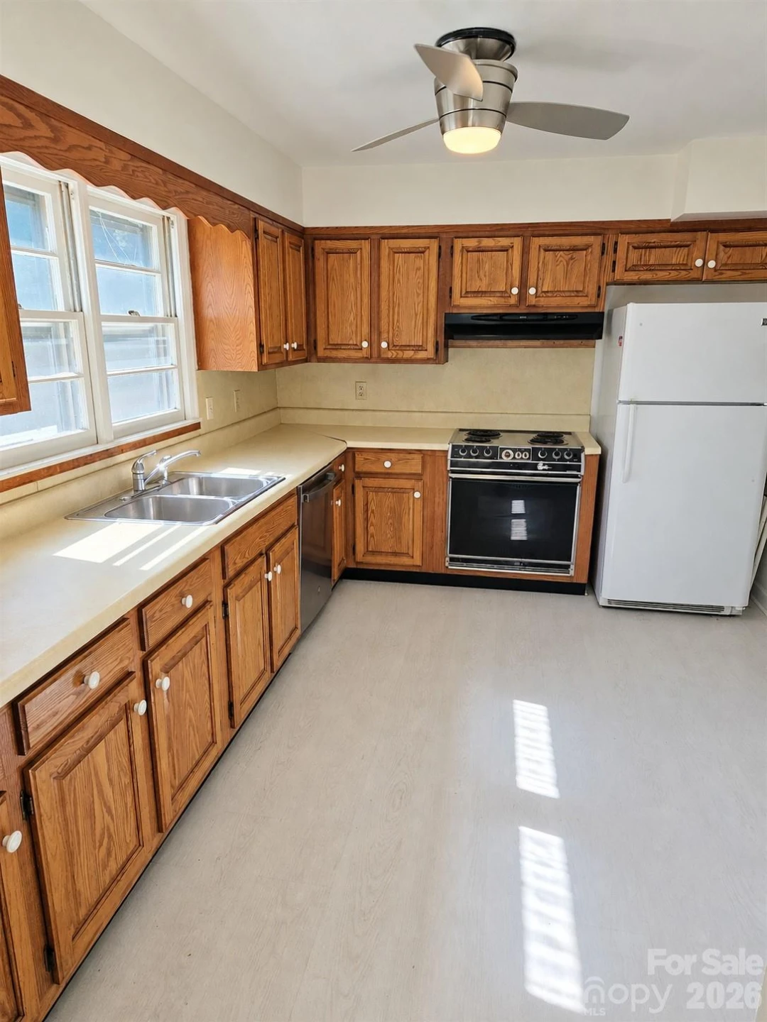 414 Heather Circle - Photo 9