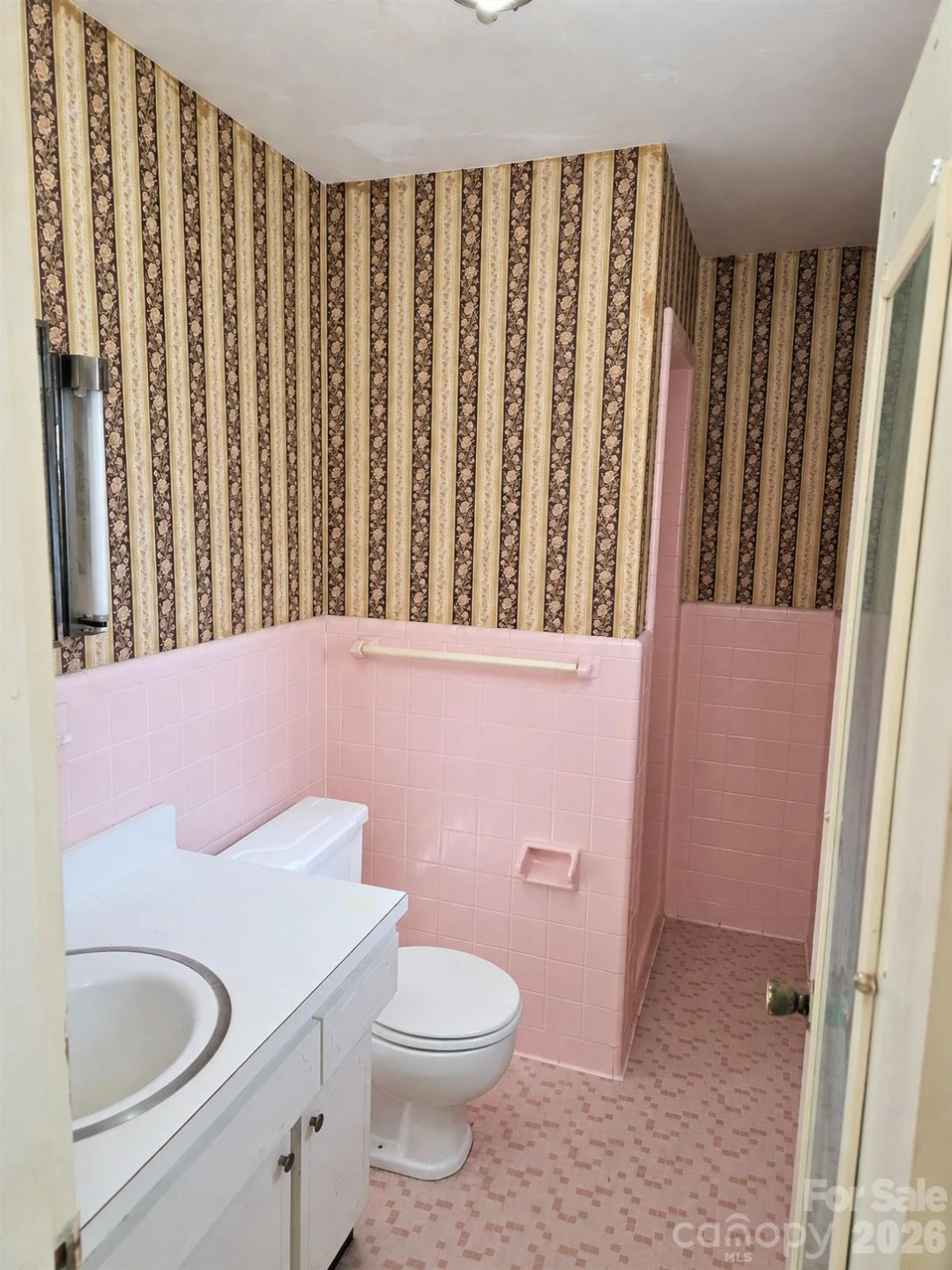 414 Heather Circle - Photo 12