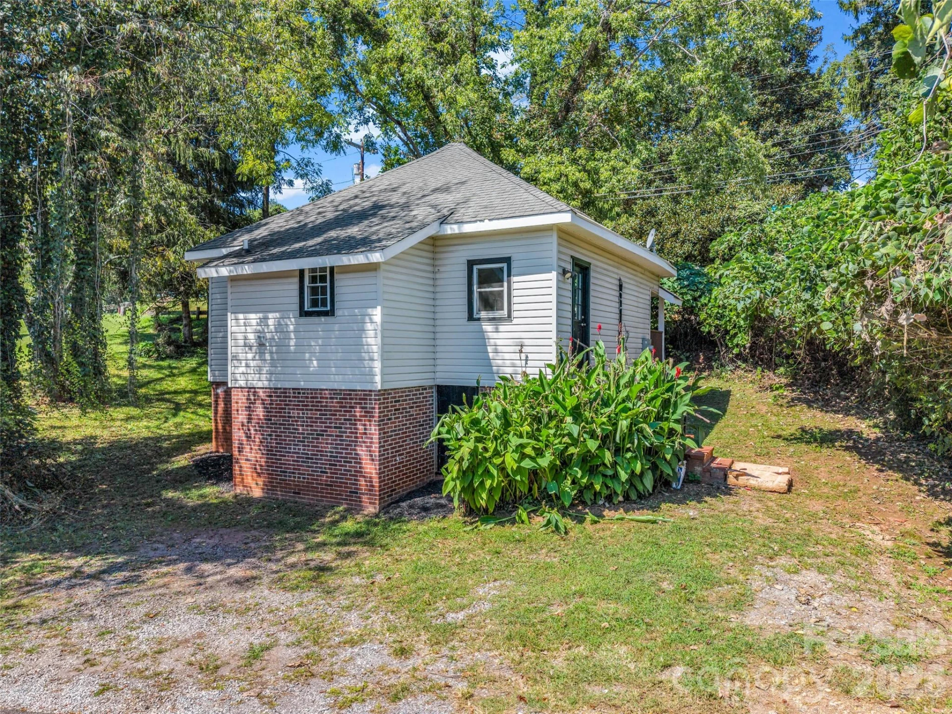 795 W Tate Street - Photo 3