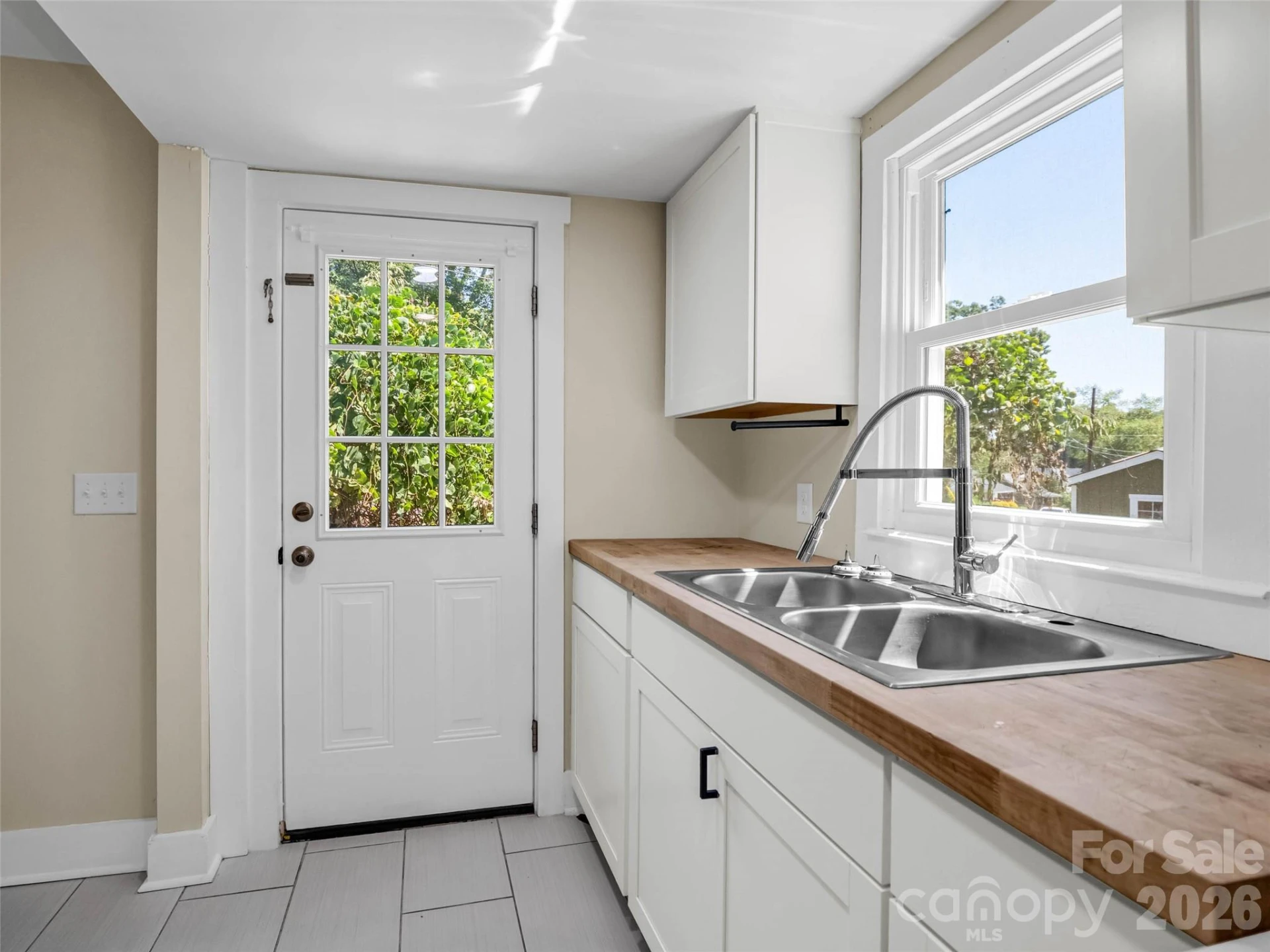 795 W Tate Street - Photo 18