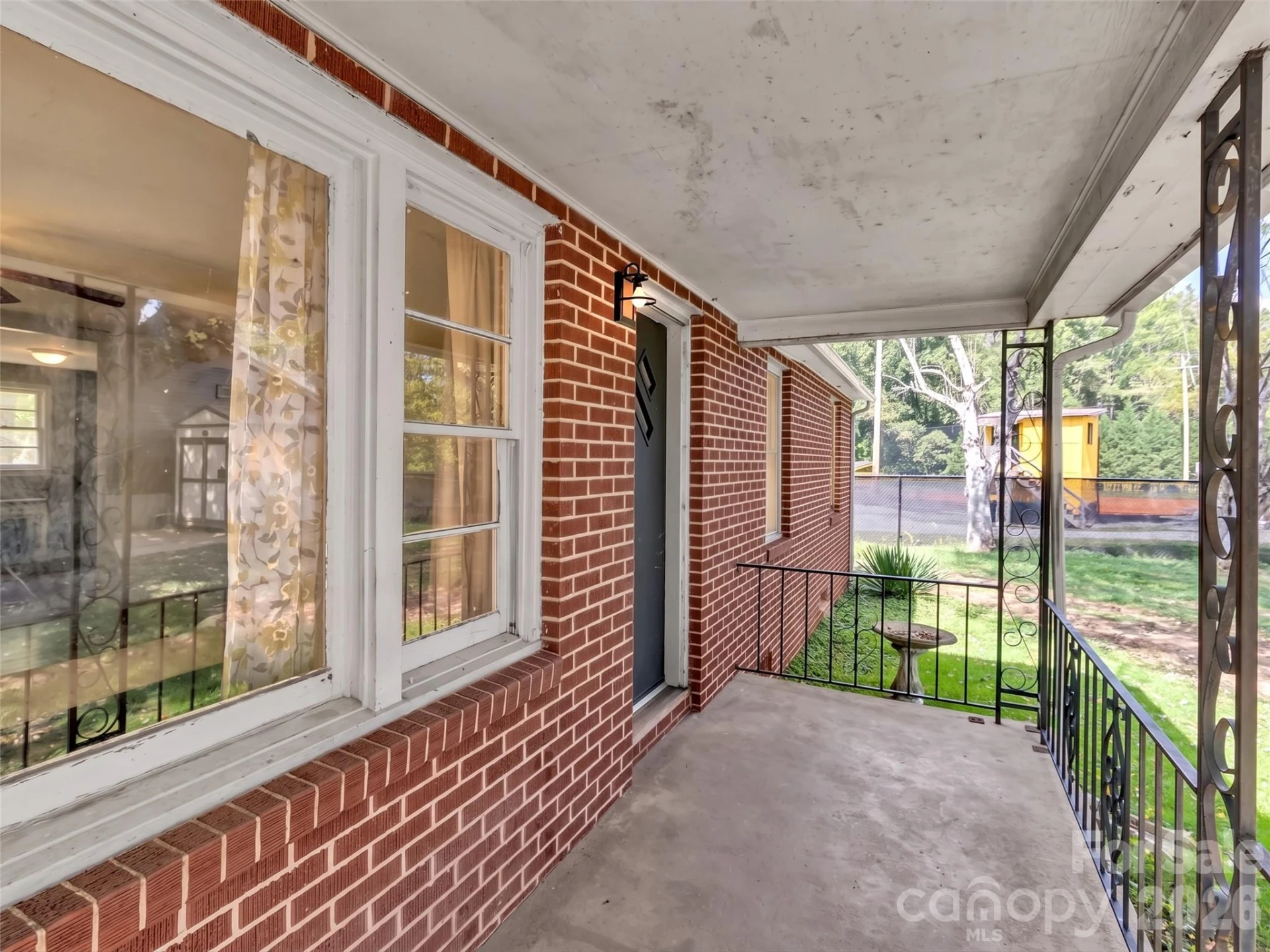 410 Westwood Circle - Photo 4