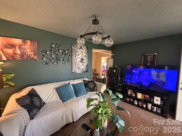 131 Wyatt Street - Photo 6