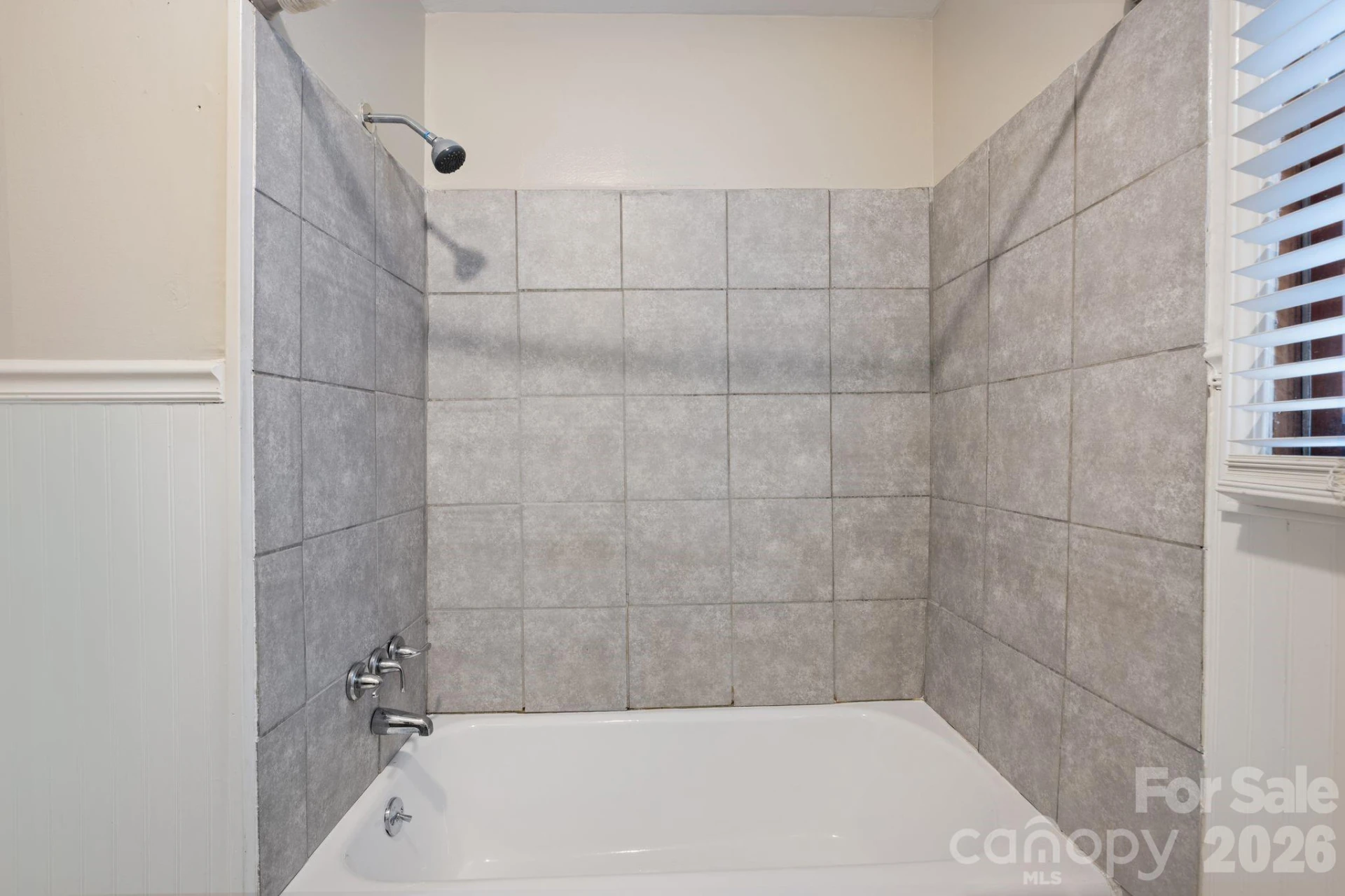 212 Pennsylvania Avenue - Photo 16