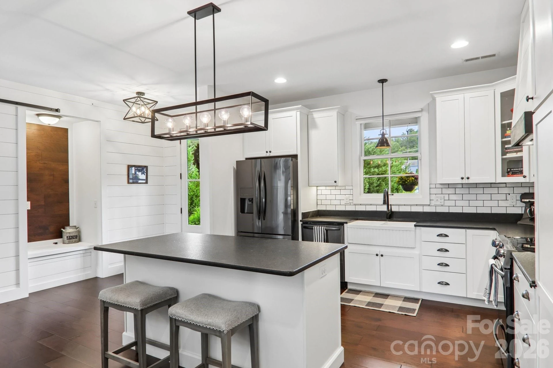 107 New Pinner Place - Photo 9