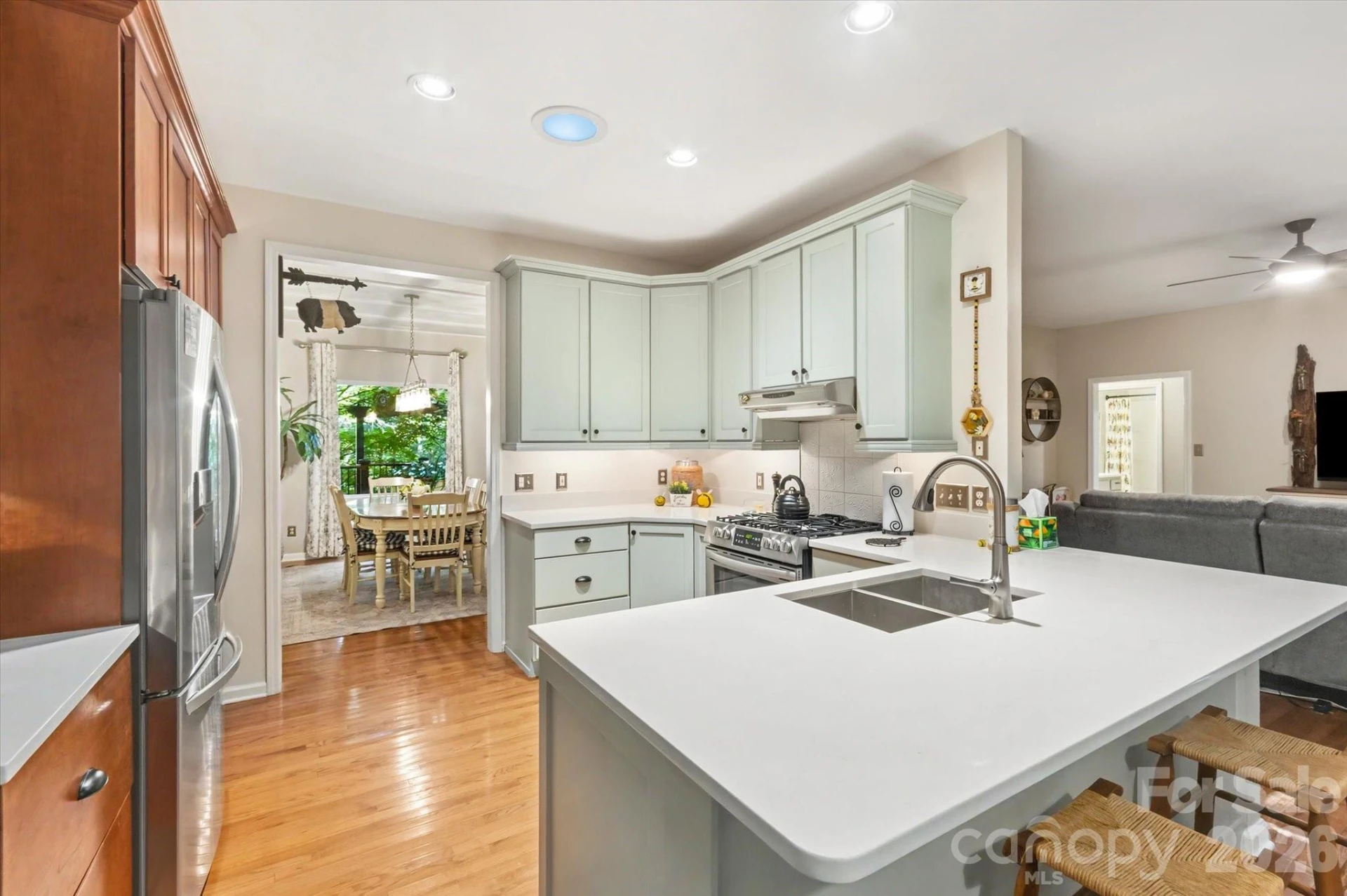 300 Caroline Lane - Photo 13