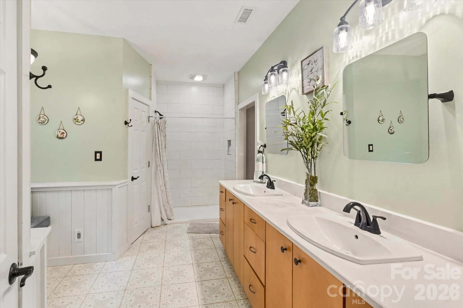 300 Caroline Lane - Photo 22