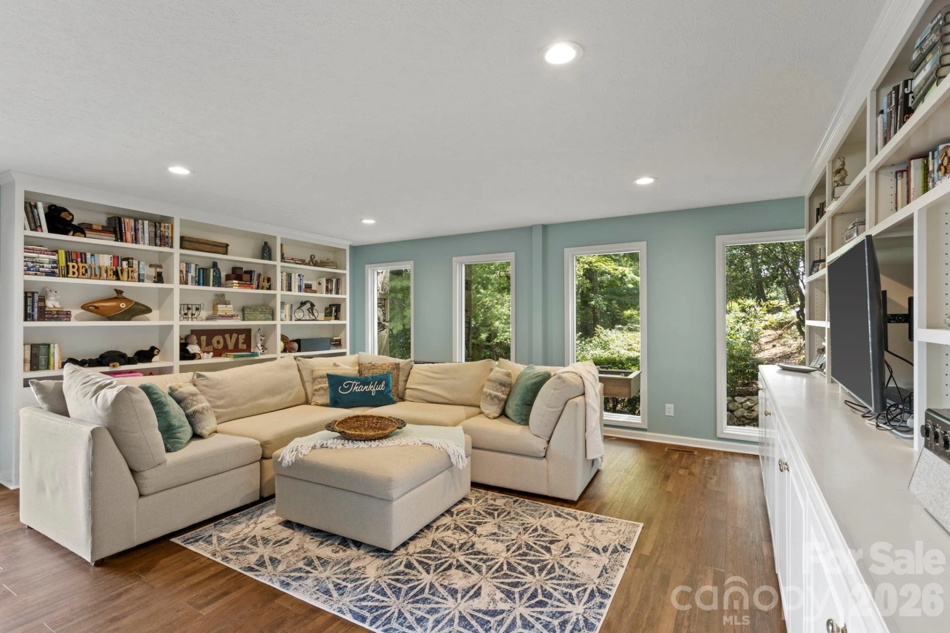 257 Dalhousie Court - Photo 31