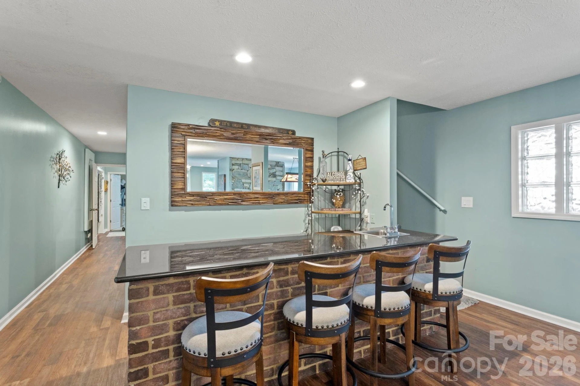 257 Dalhousie Court - Photo 34