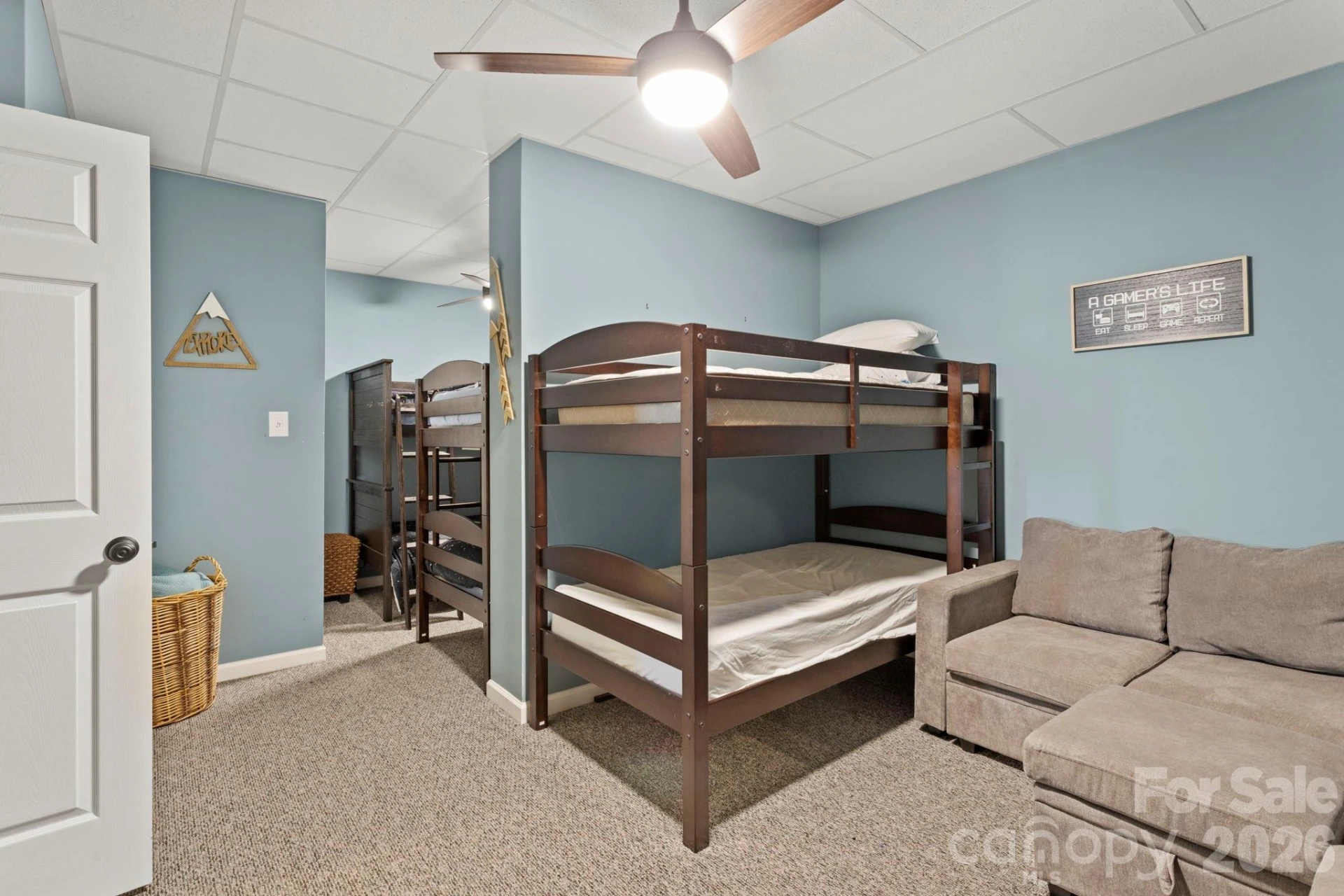 257 Dalhousie Court - Photo 38