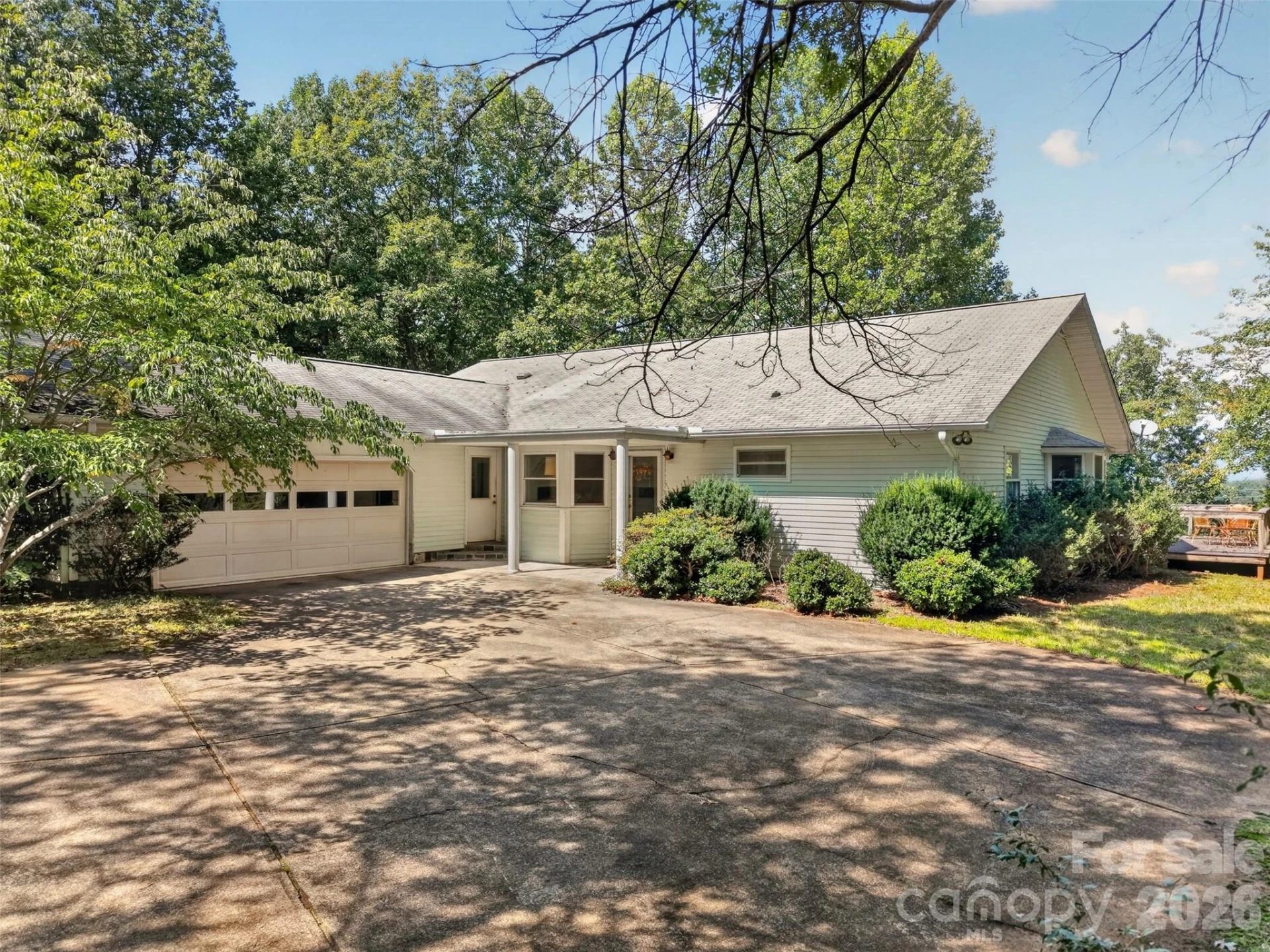 484 Briar Patch Lane