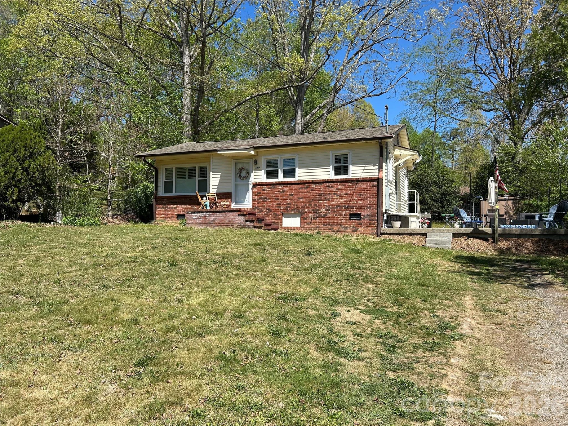 110 9th Street - Photo 4