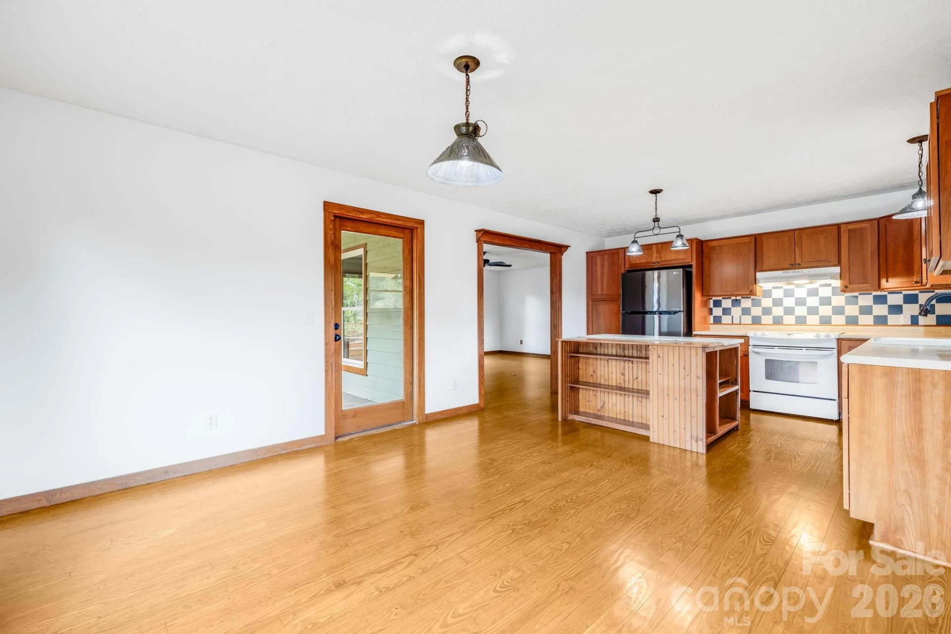 53 Armstrong Road - Photo 9