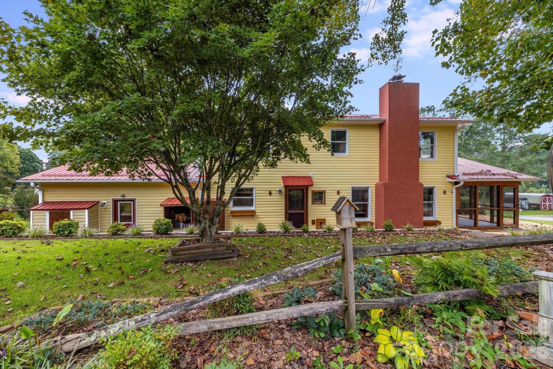 53 Armstrong Road - Photo 43