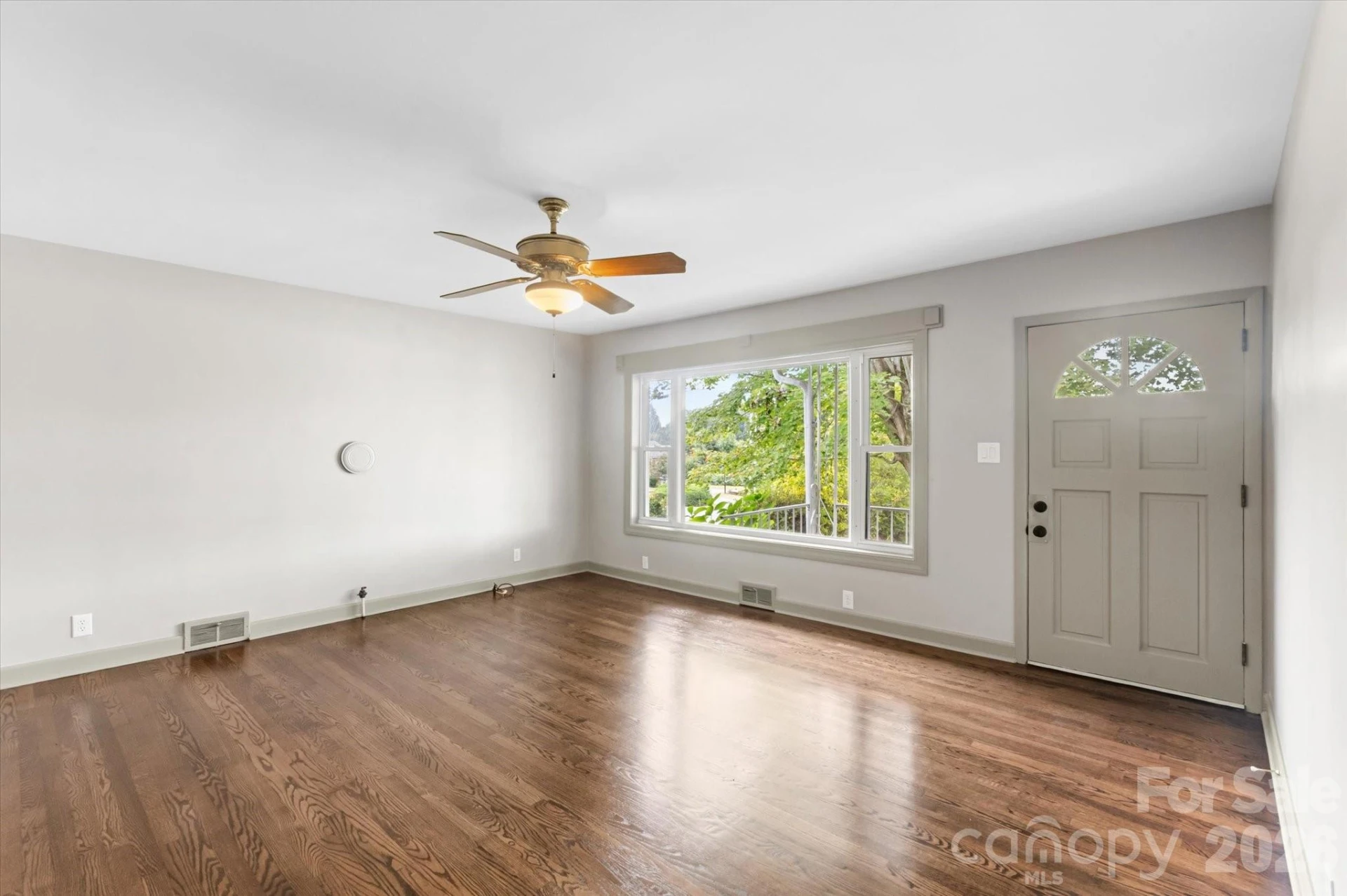 22 Madrid Lane - Photo 4