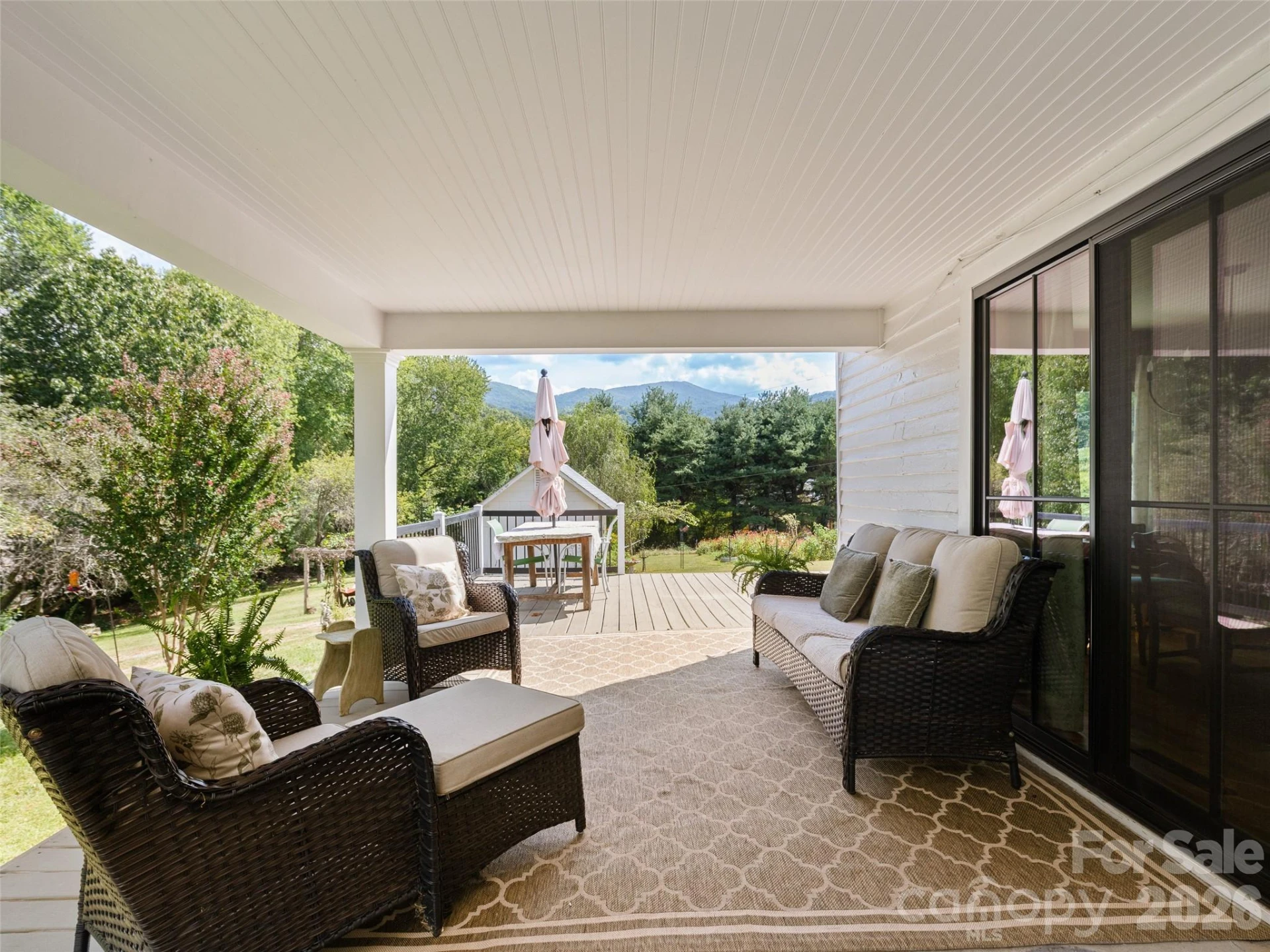 609 Auburn Road - Photo 6