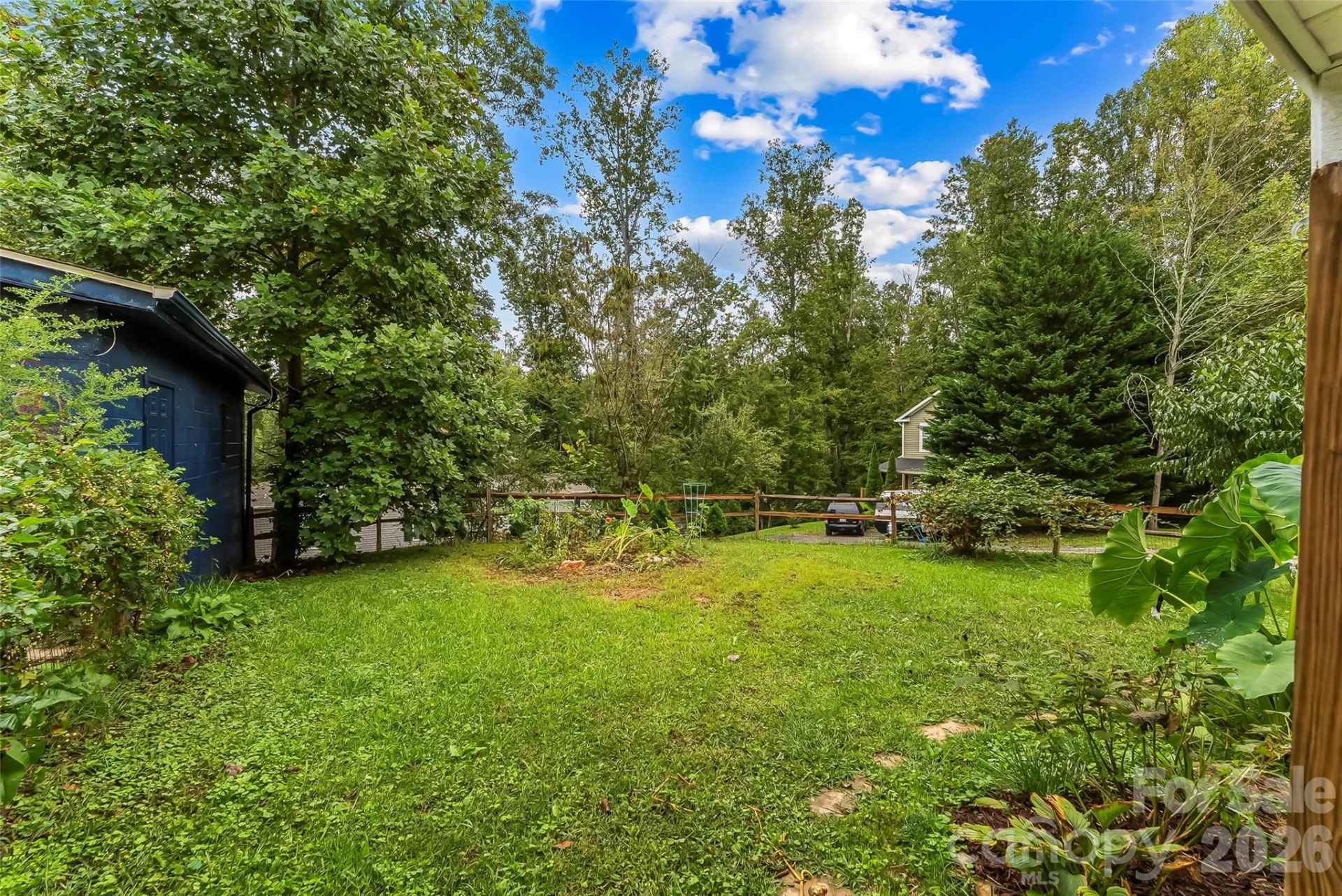 77 Fair Oaks Drive - Photo 2