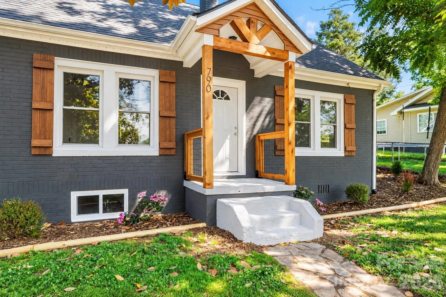 790 W Tate Street - Photo 6