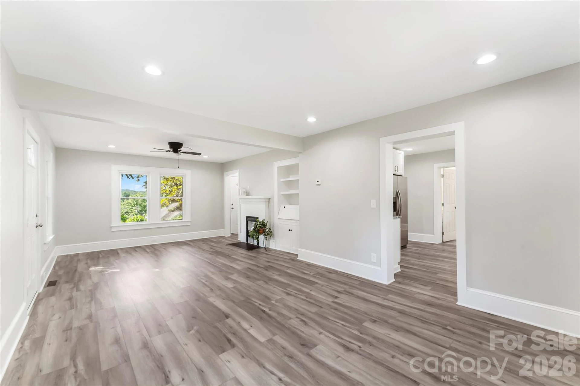 790 W Tate Street - Photo 9