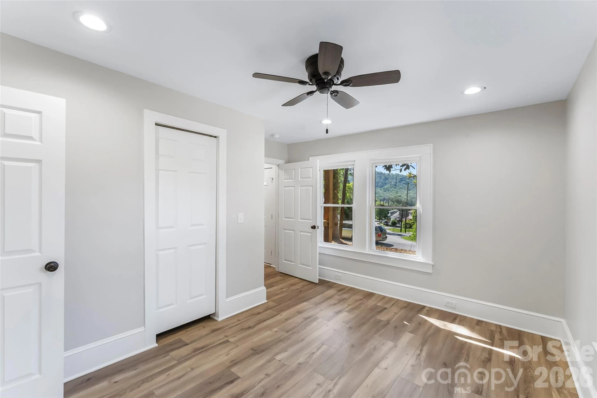 790 W Tate Street - Photo 19