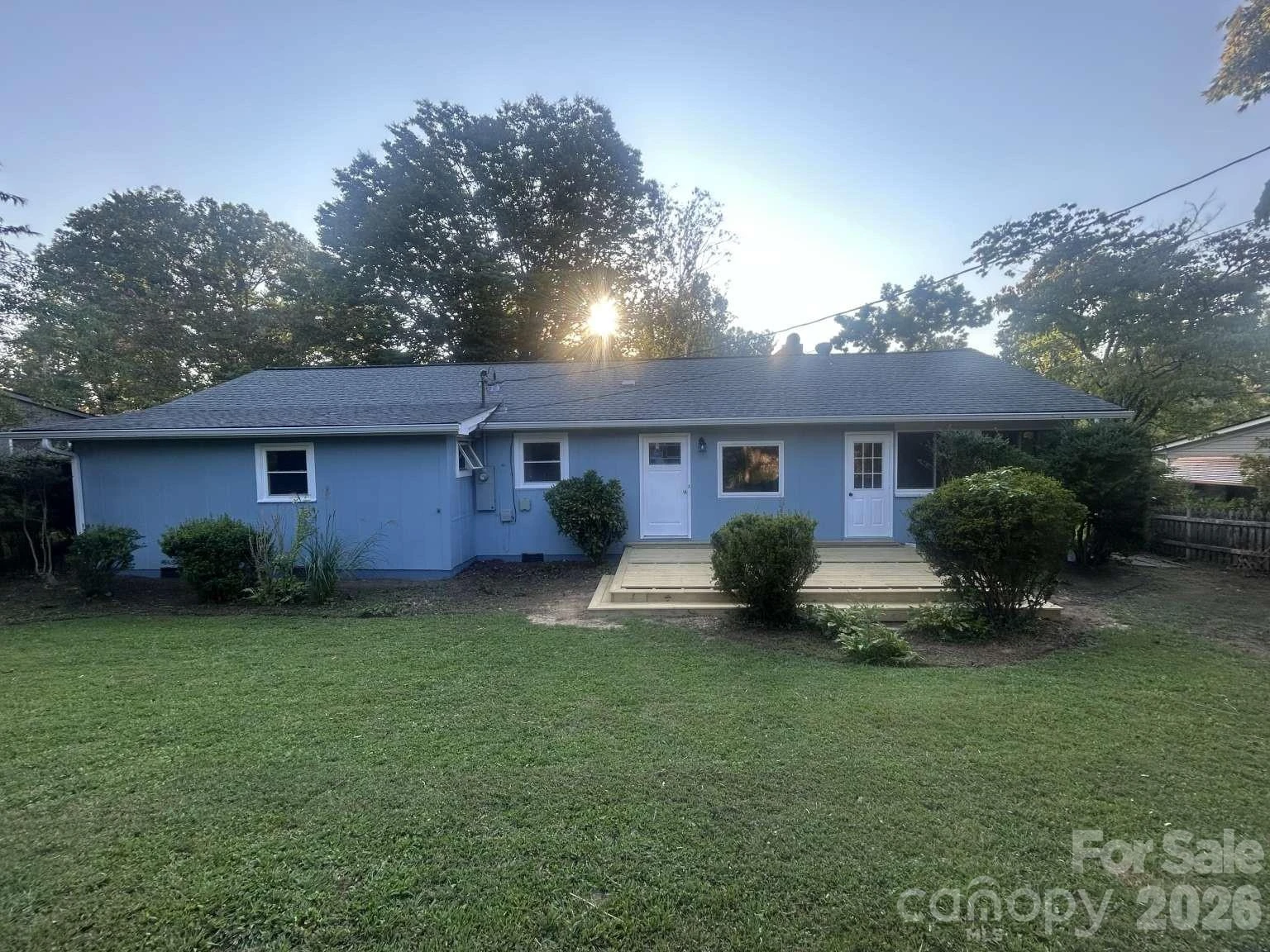 1225 Pinebrook Circle - Photo 4