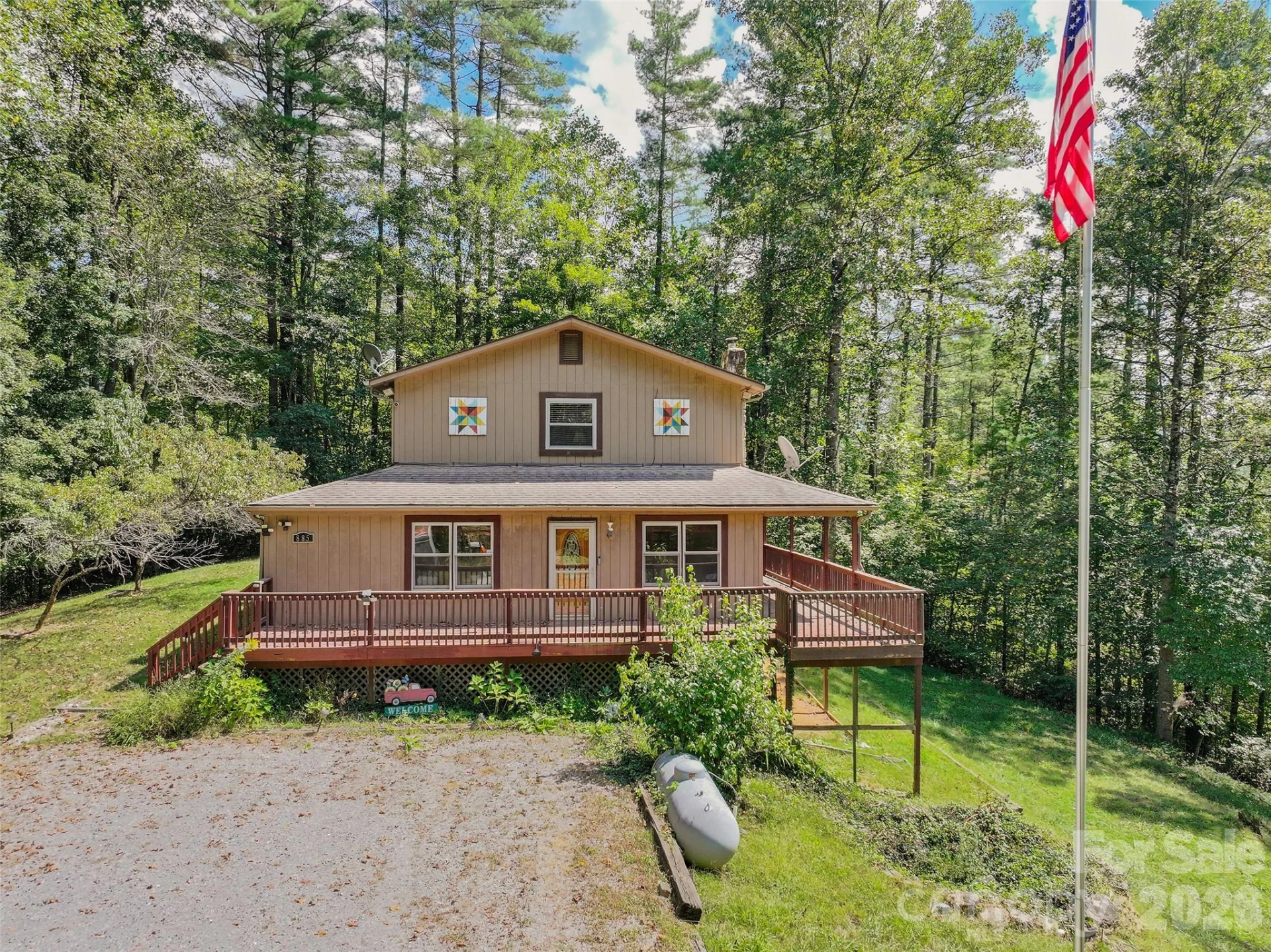 885 Rustic Heights Road - Photo 2