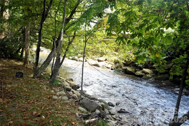 98 Indian Trace Road, Maggie Valley, NC, 28751