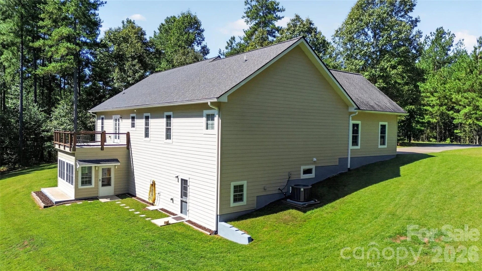 255 Brians Way - Photo 2