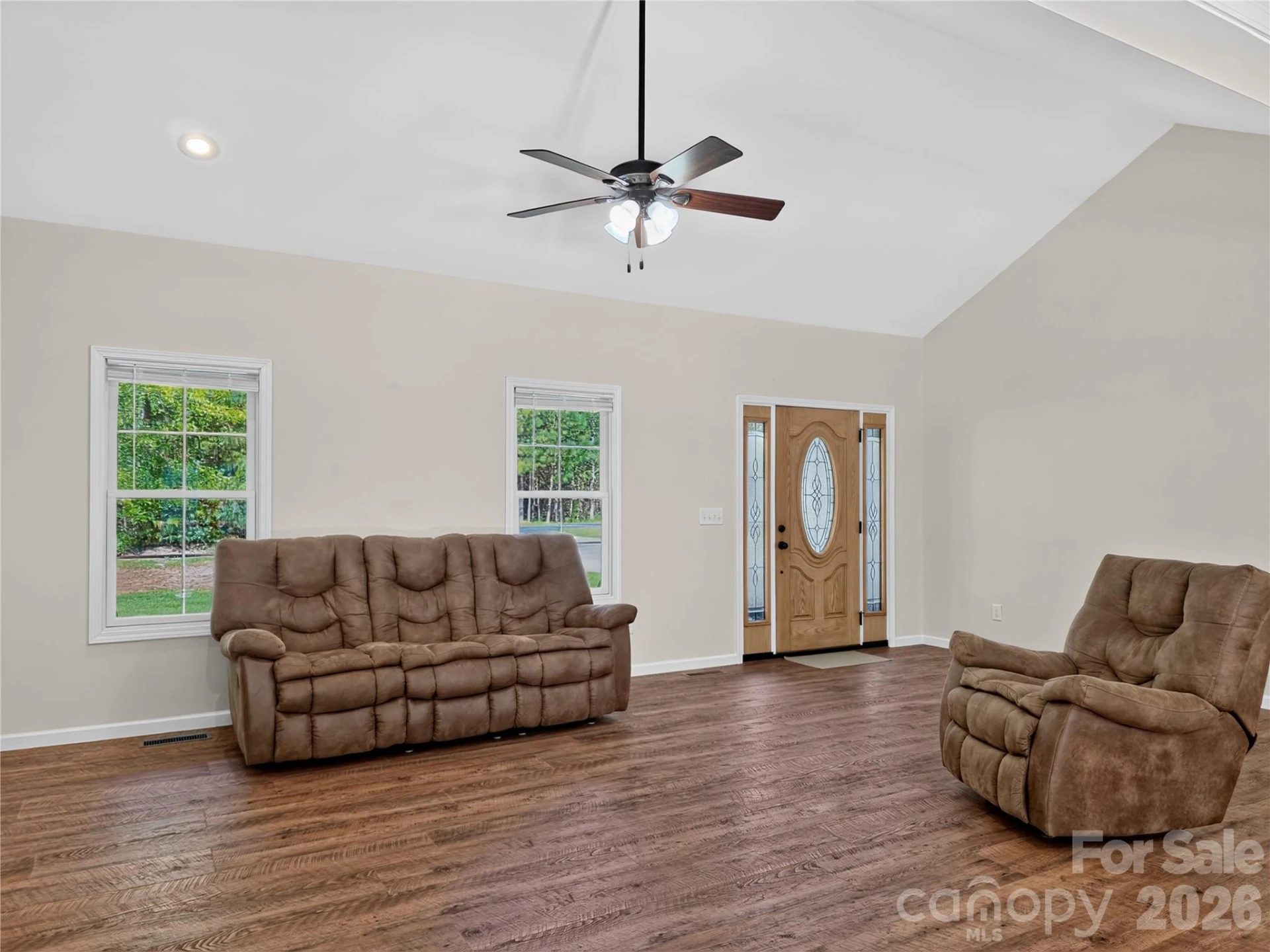 255 Brians Way - Photo 3