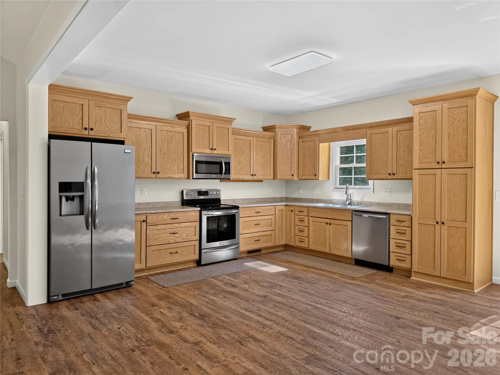 255 Brians Way - Photo 4
