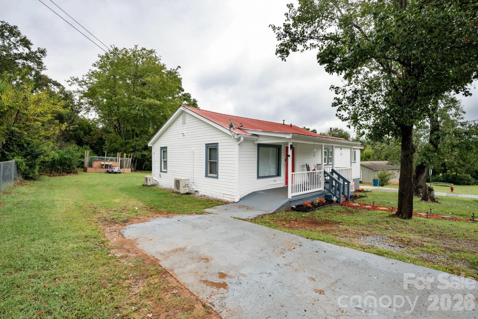 459 Harmon Street - Photo 2