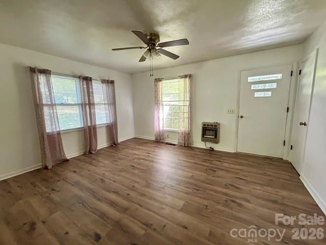 215 Norleon Avenue - Photo 3
