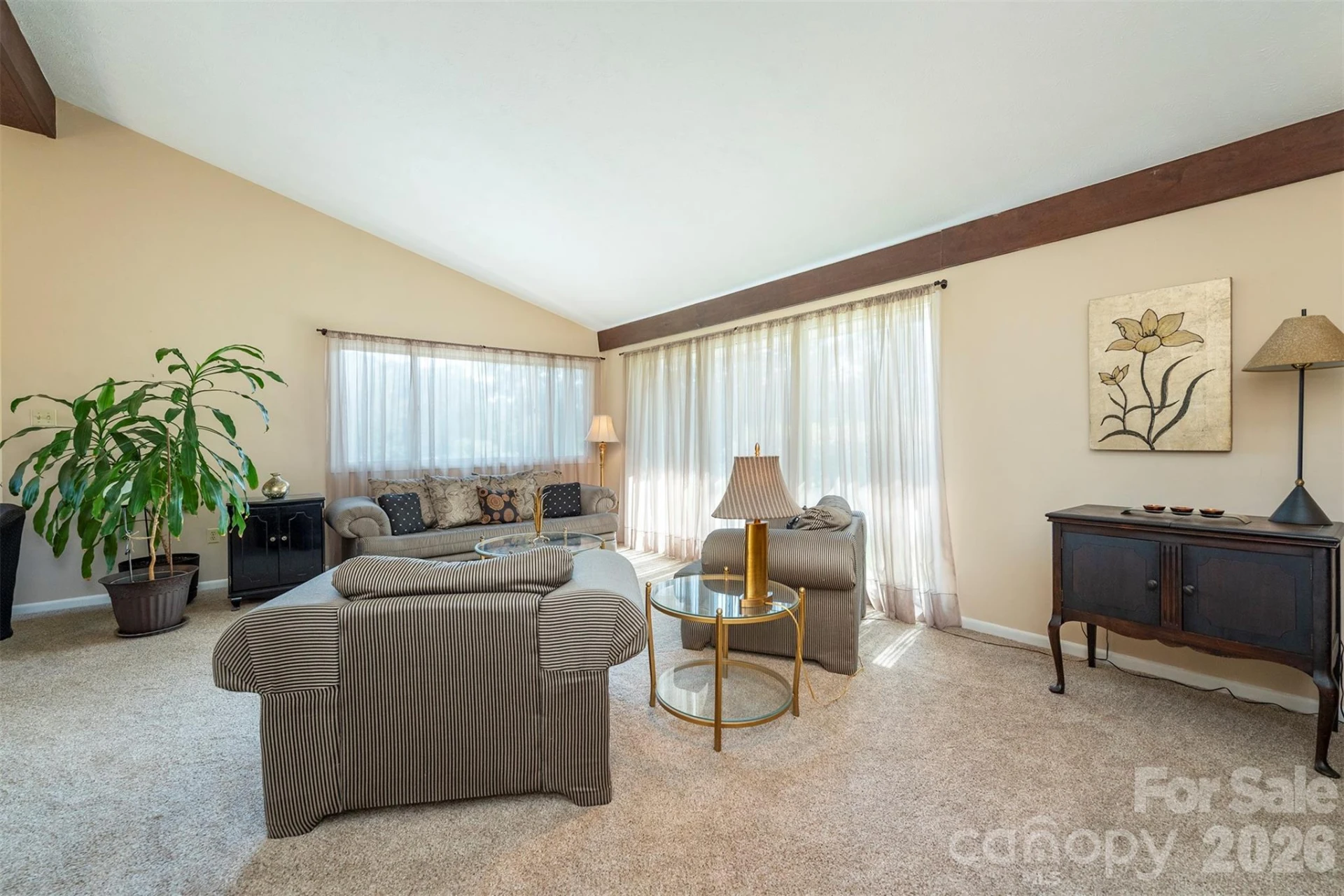 127 College Circle - Photo 4