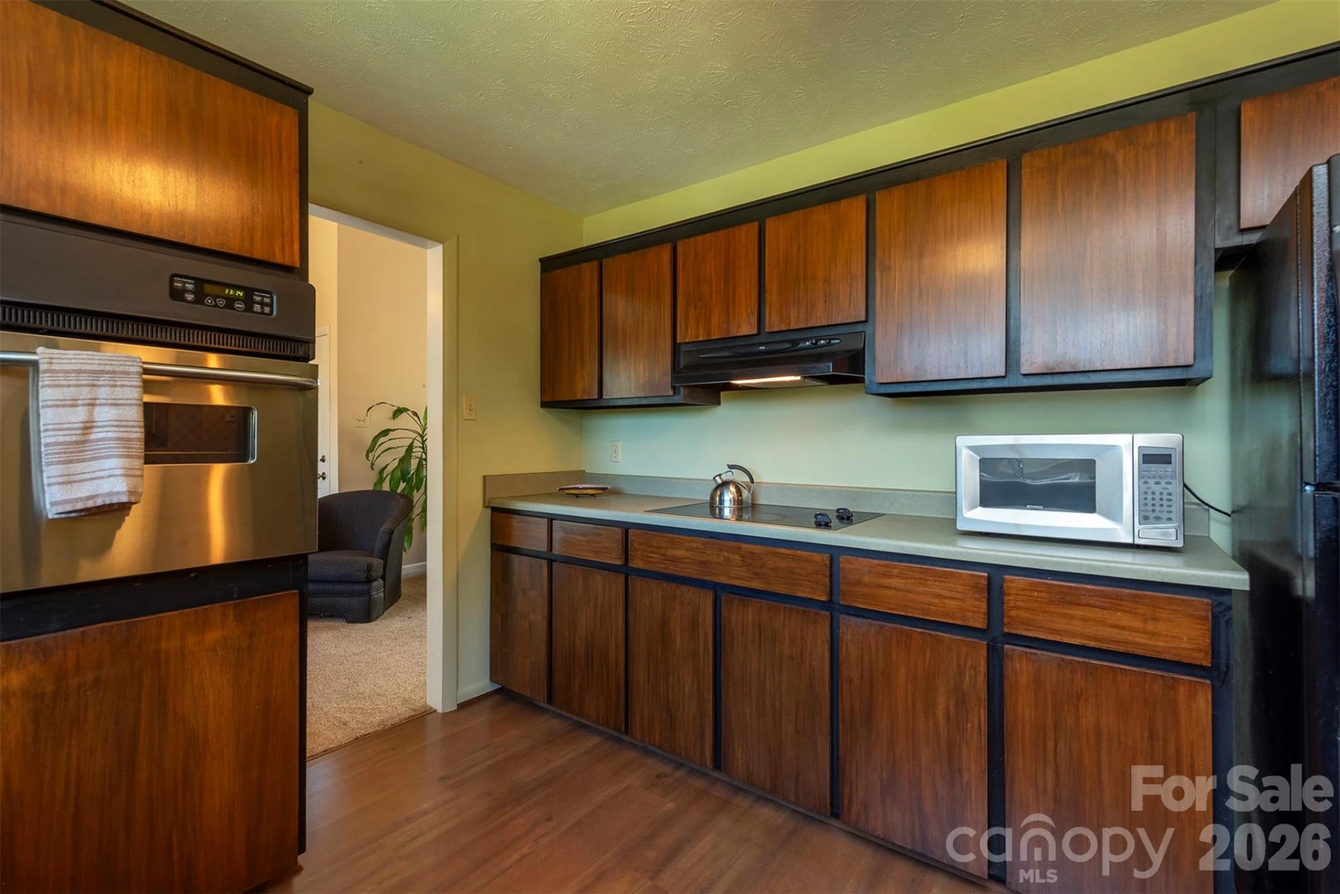 127 College Circle - Photo 13