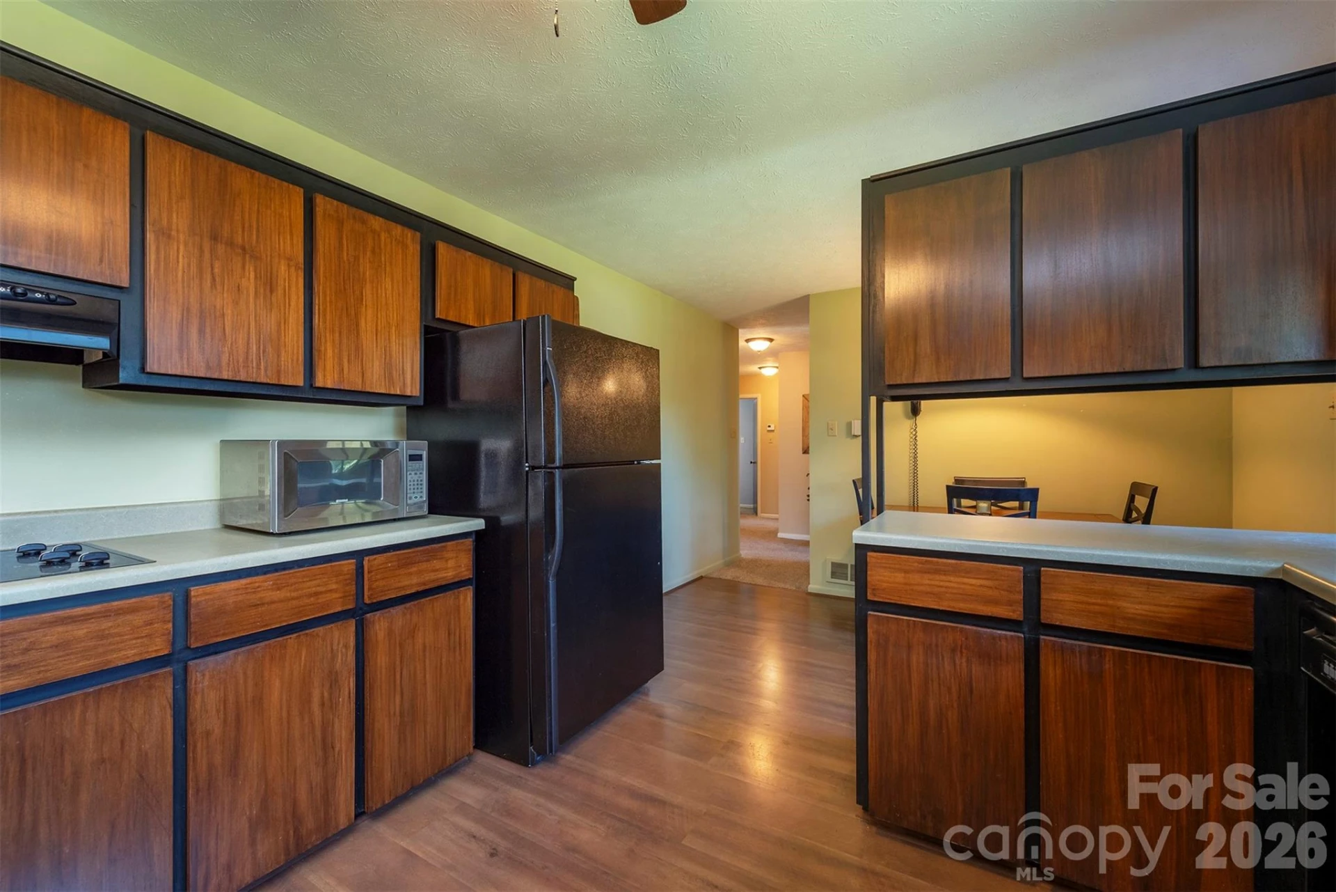 127 College Circle - Photo 14