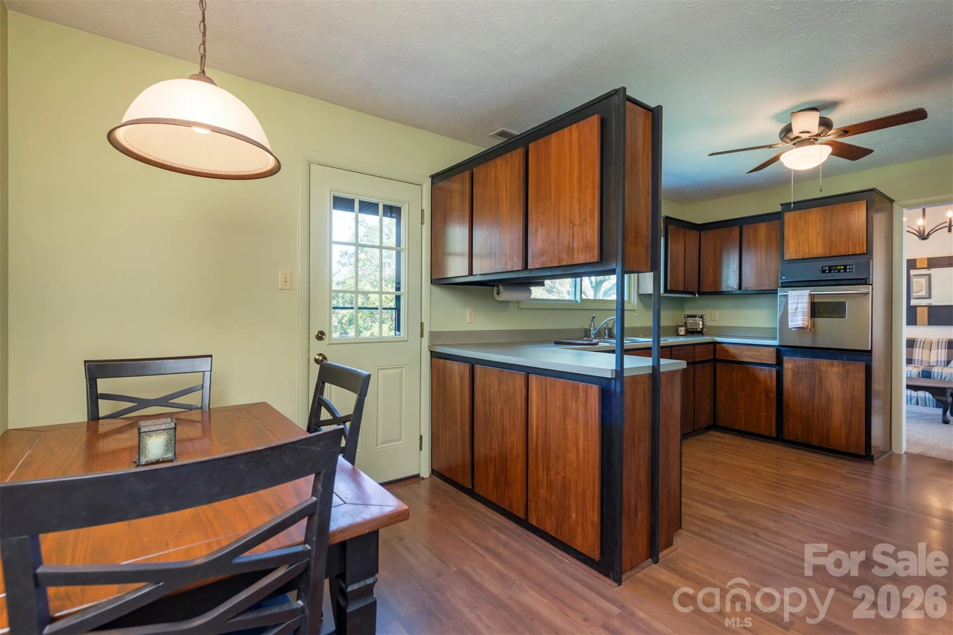 127 College Circle - Photo 16