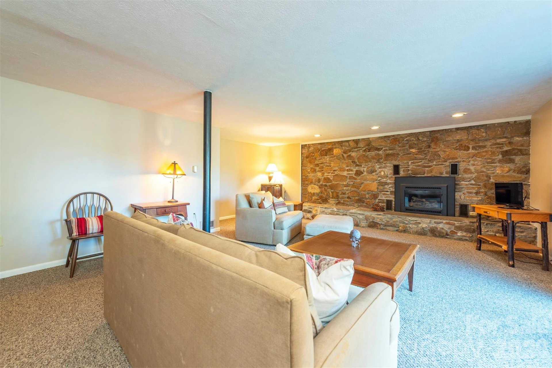 127 College Circle - Photo 30
