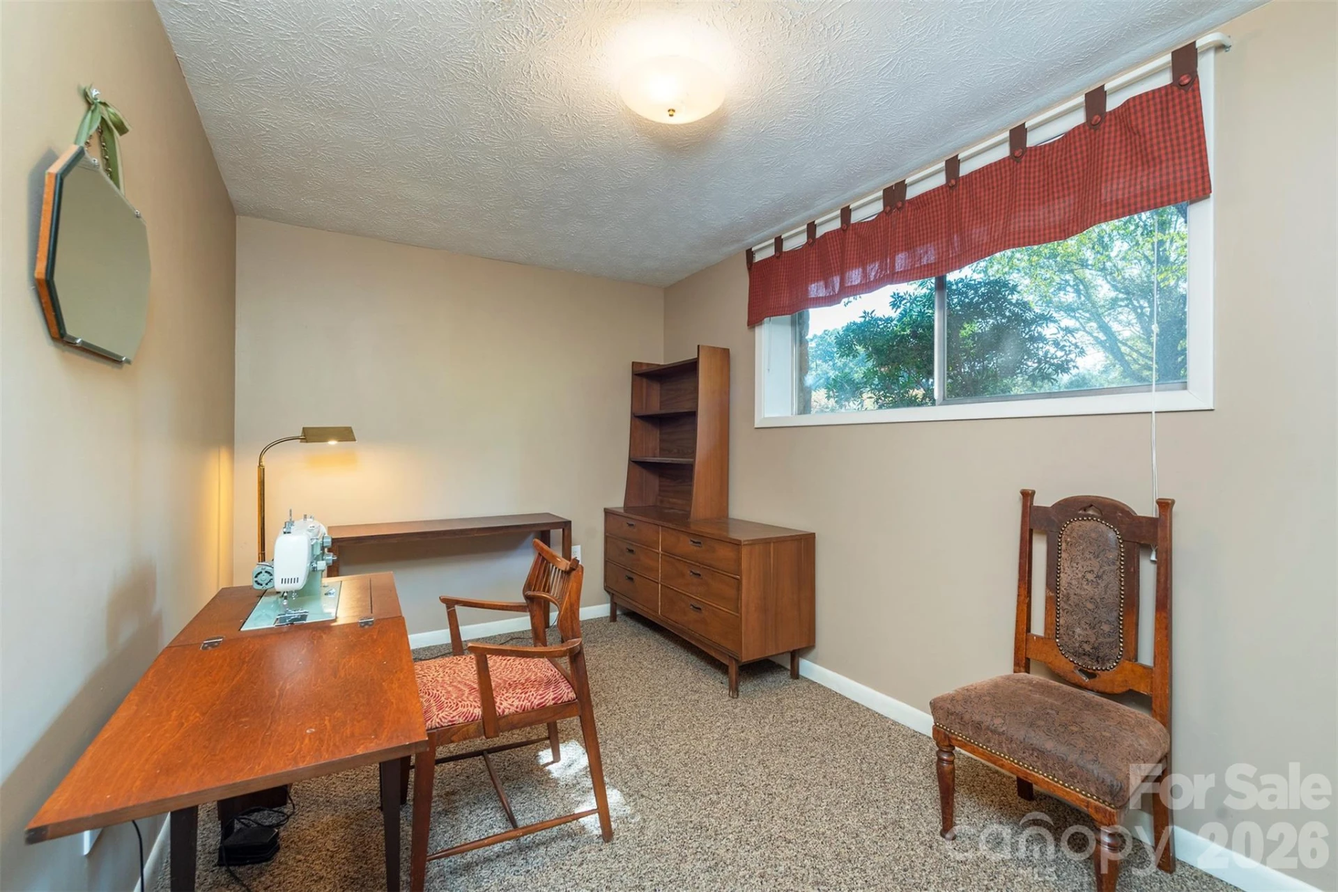 127 College Circle - Photo 33