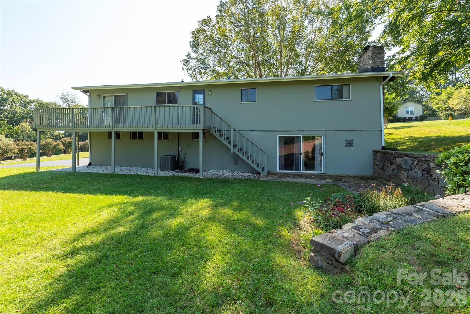 127 College Circle - Photo 37