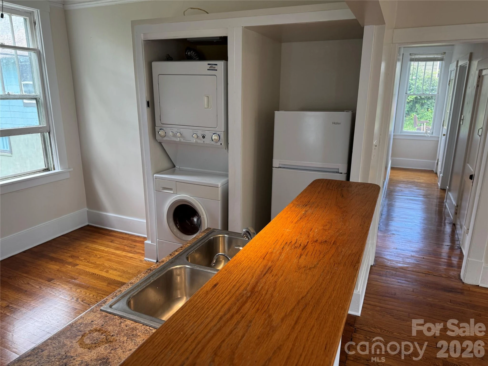 200 Courtland Place - Photo 8