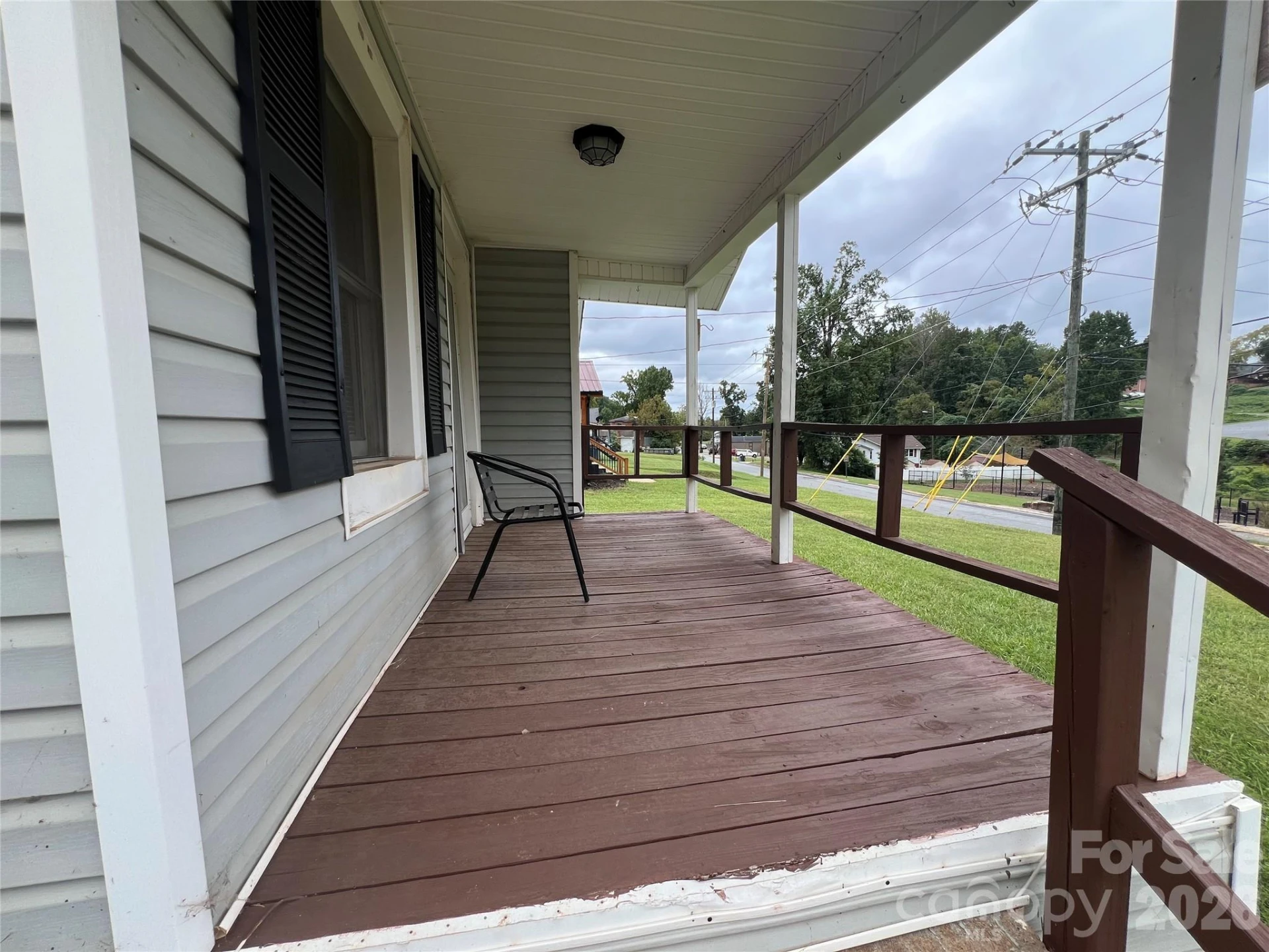 346 N Cleghorn Street - Photo 5