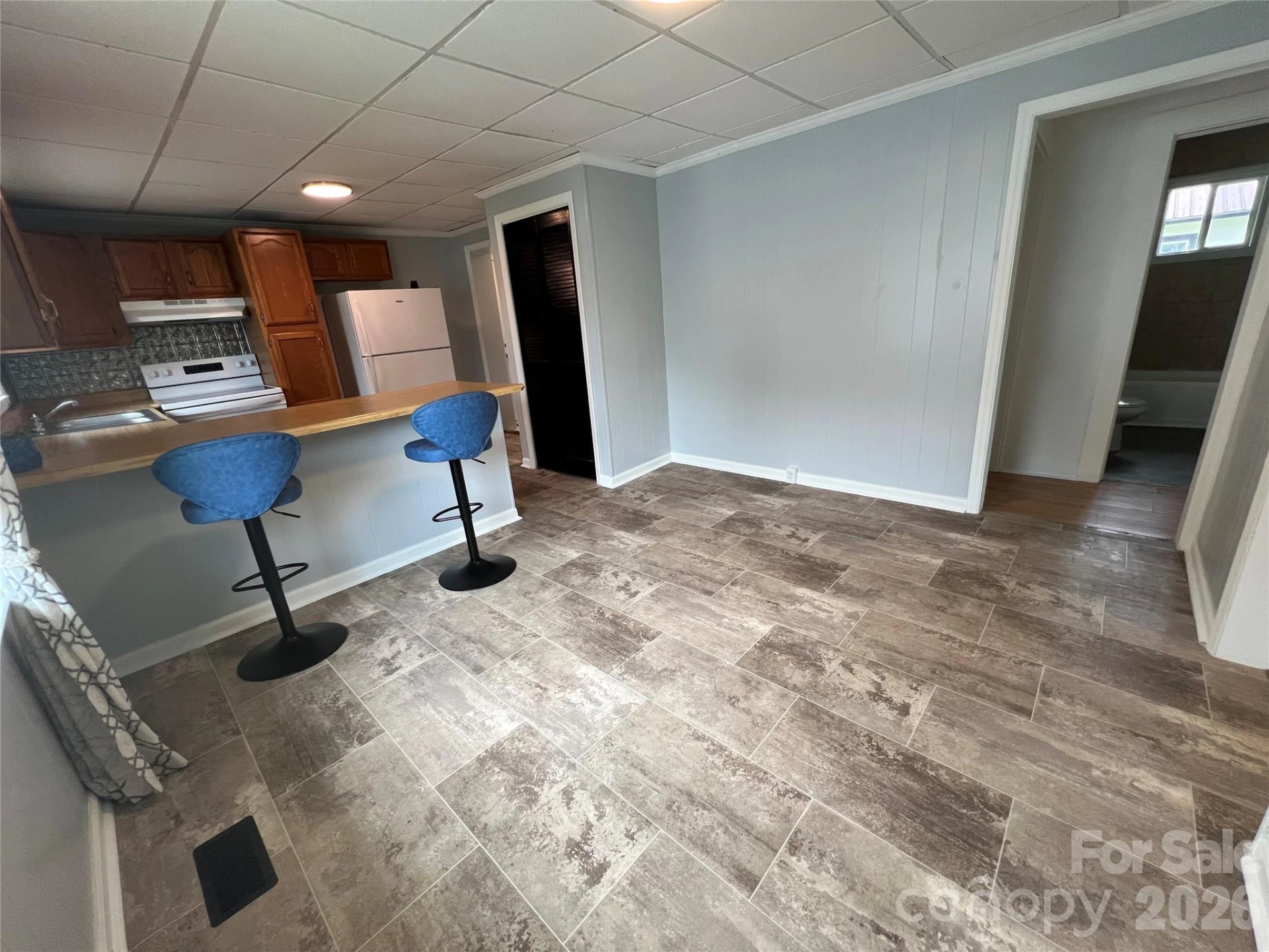 346 N Cleghorn Street - Photo 8