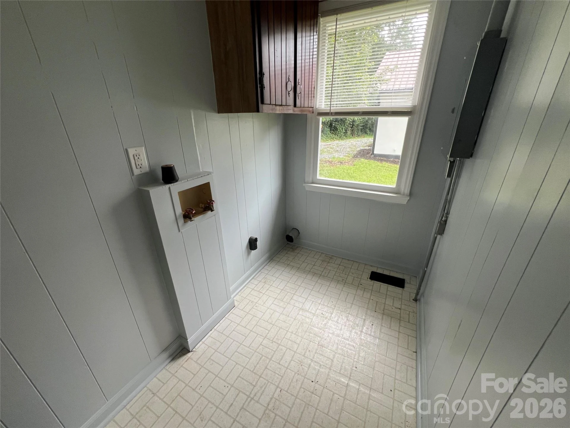 346 N Cleghorn Street - Photo 13