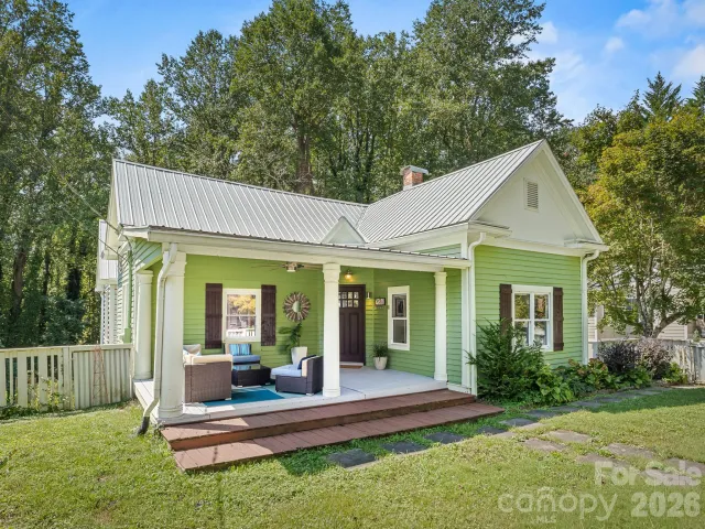 541 W Probart Street, Brevard, NC, 28712