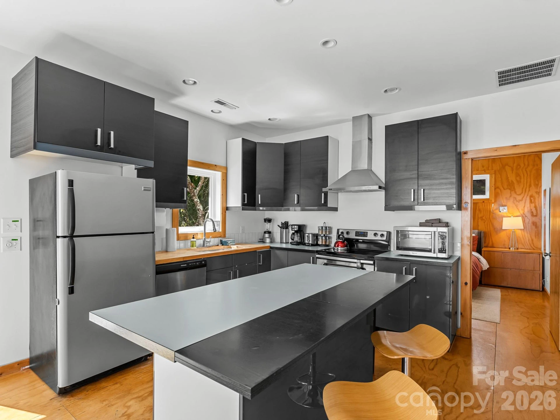 541 W Probart Street - Photo 19