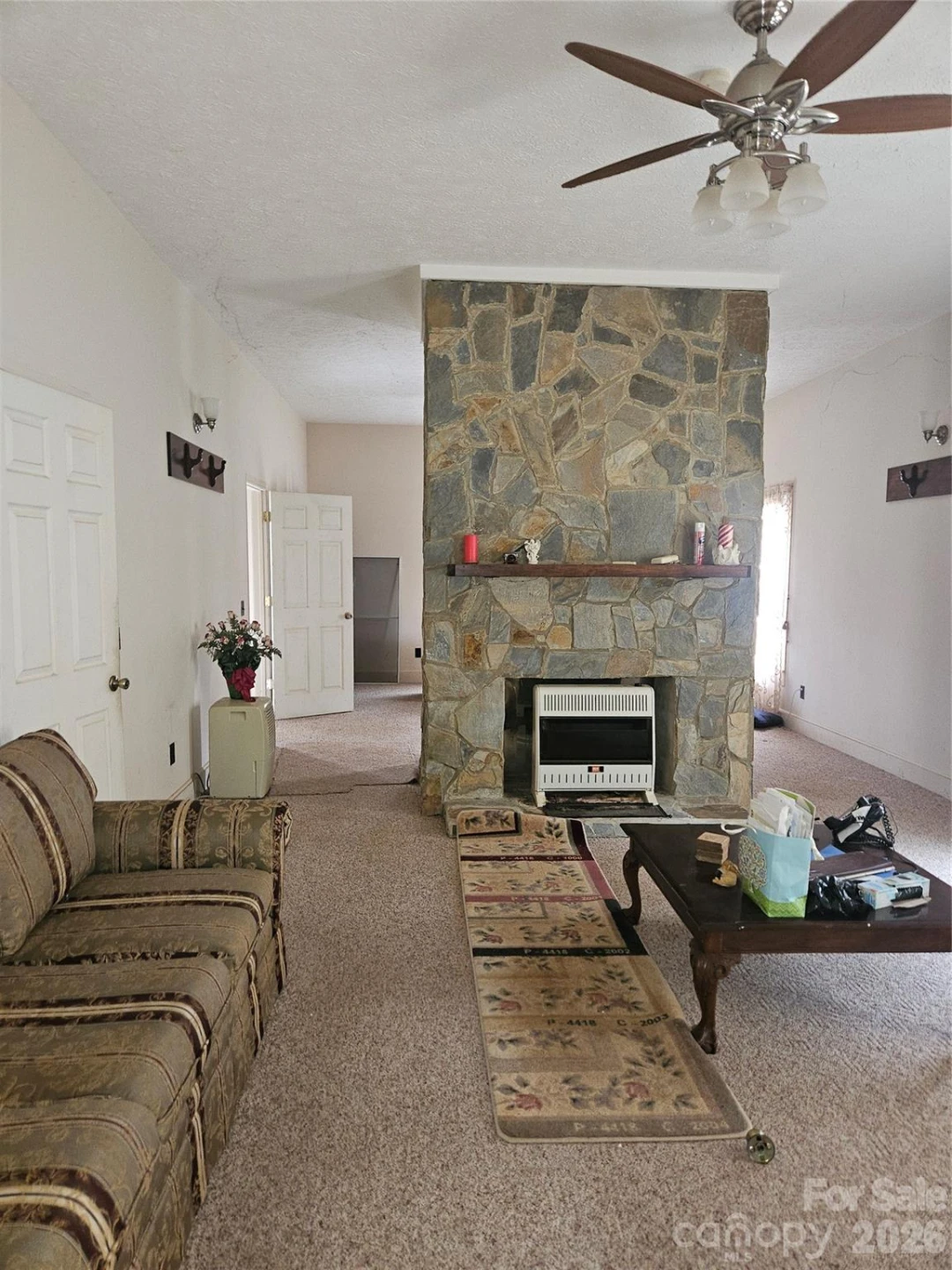 128 Brittany Lane - Photo 3