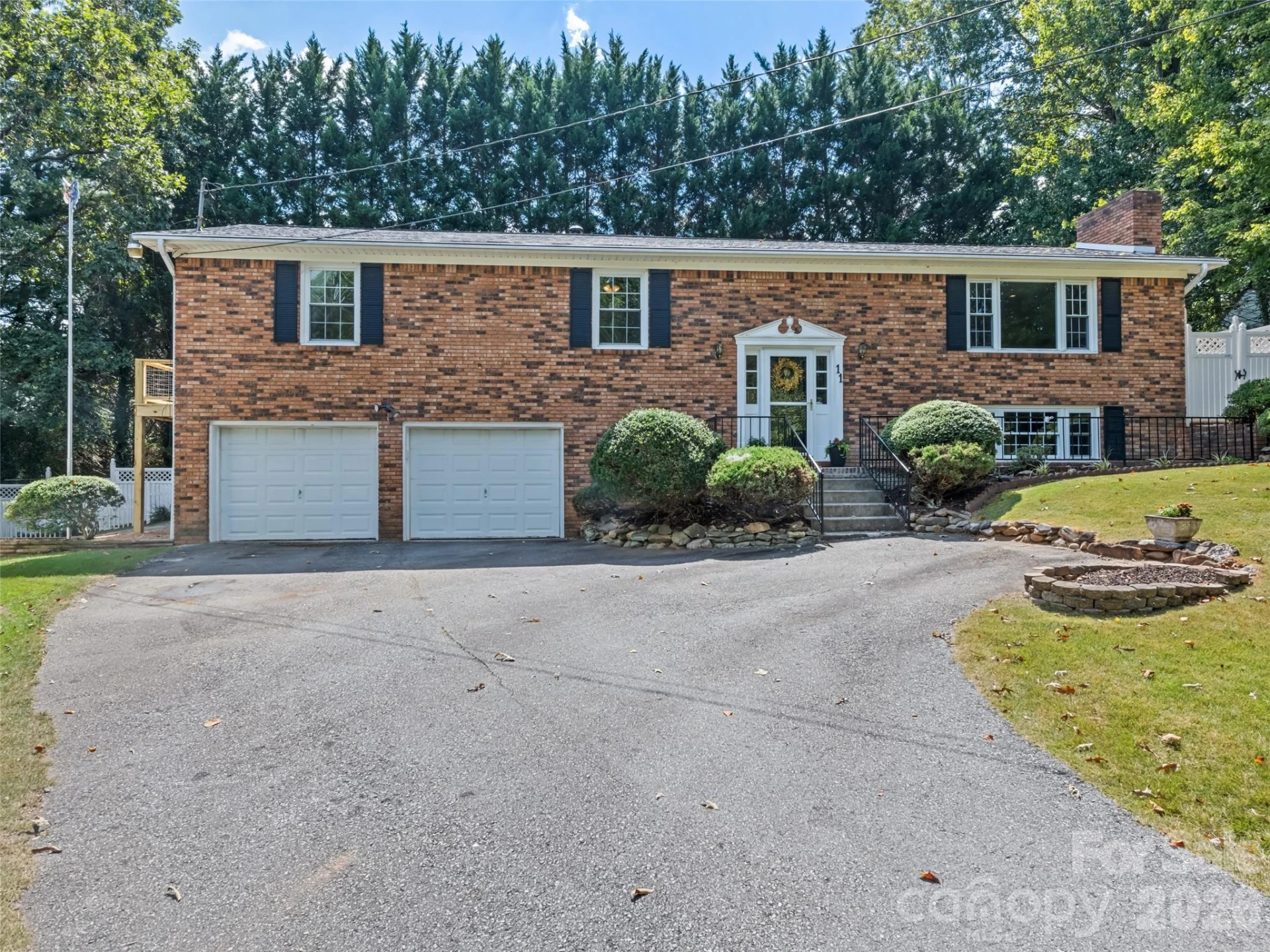 11 Crestwood Lane - Photo 3