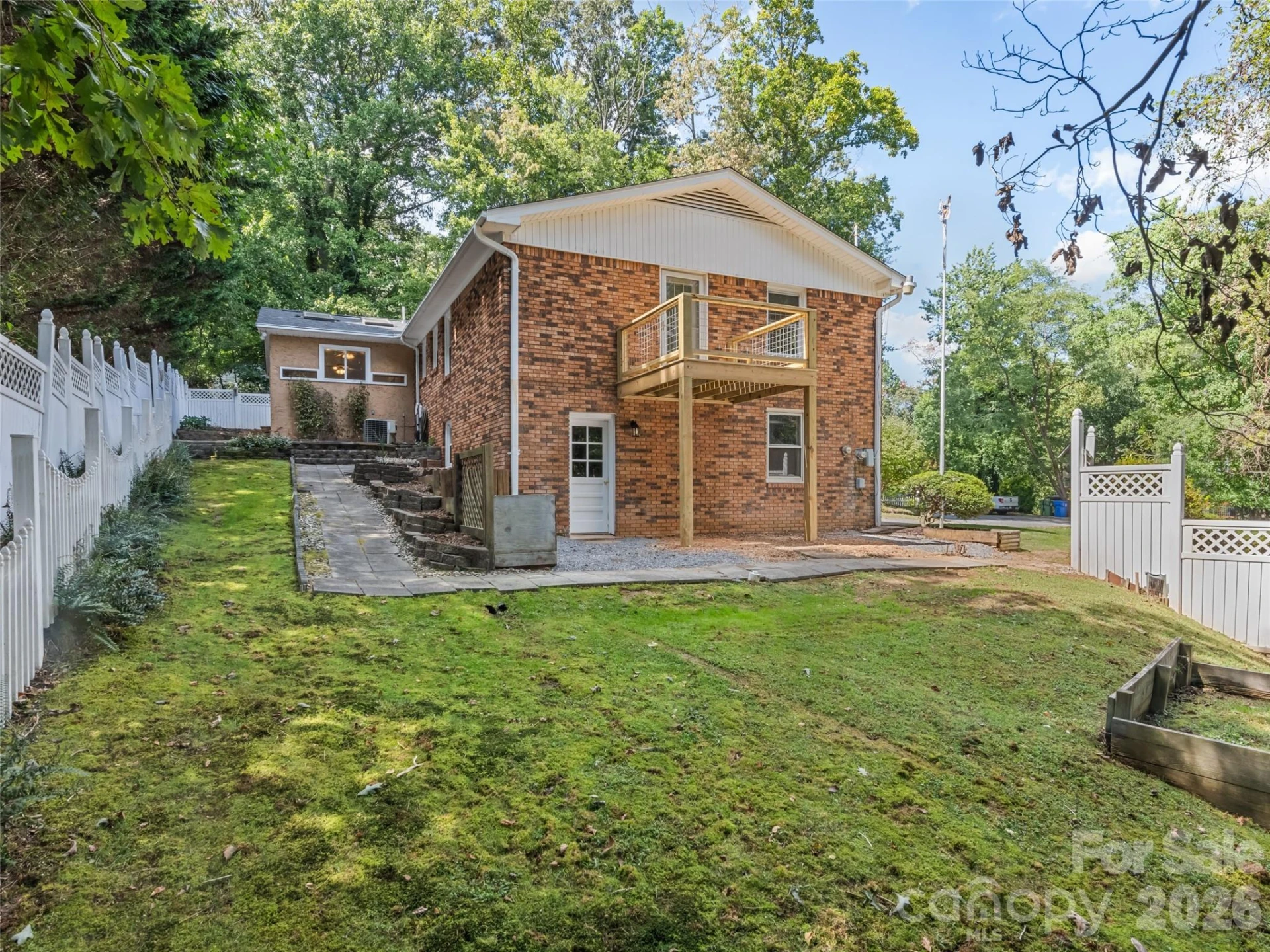 11 Crestwood Lane - Photo 4