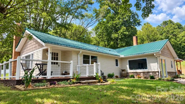 16 Warren Creek Road, Candler, NC, 28715
